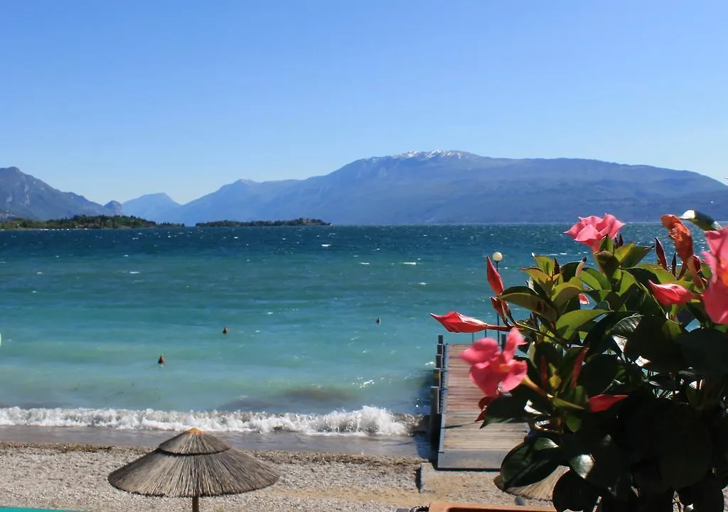 Bellerive Ristorante Albergo Manerba del Garda 2*,